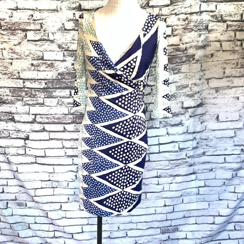 DV Printed Silk  Jersey Cowl Neck Lune Dress - Picture 4 of 8